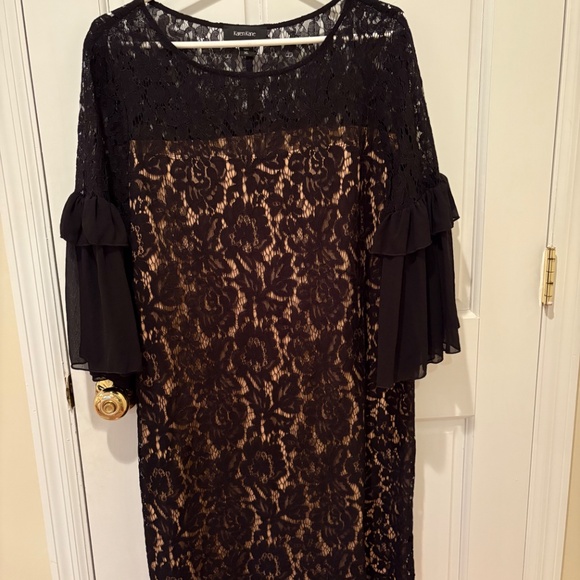 Karen Kane Black Dress size XL like new. Lacey overlay look and fabulous sleeves - Picture 5 of 6
